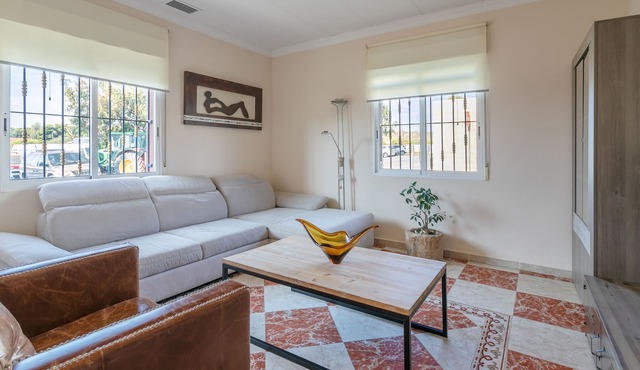 Holiday Home 'Mar De Ilusiones' with Wi-Fi and Air Conditioning