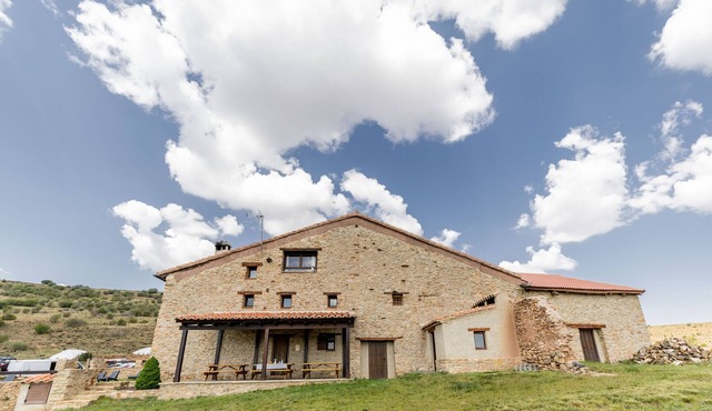 Holiday Home 'Masía Casa Rullo' with Mountain View, Private Terrace and Wi-Fi