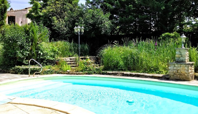 Holiday Home “Mas Provençal 12 Guests” with Private Pool, Terrace & Wi-Fi