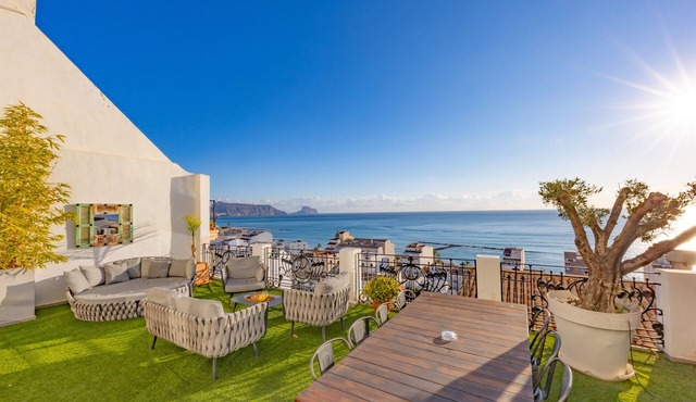 Holiday Home 'Mimar Altea Exclusive' with Sea View, Wi-Fi and Air Conditioning