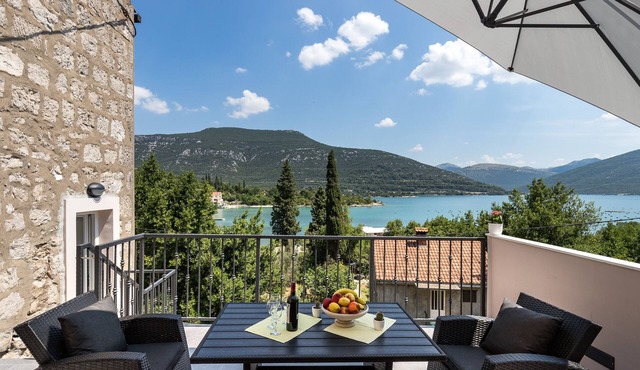 Holiday Home Monika - Two Bedroom Holiday Home with Terrace and Sea View