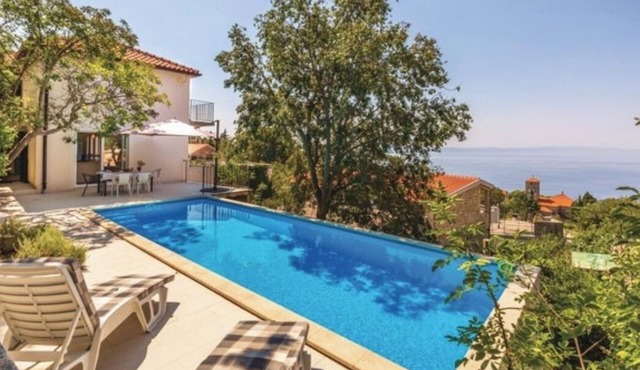 HOLIDAY HOME MONTEMARE