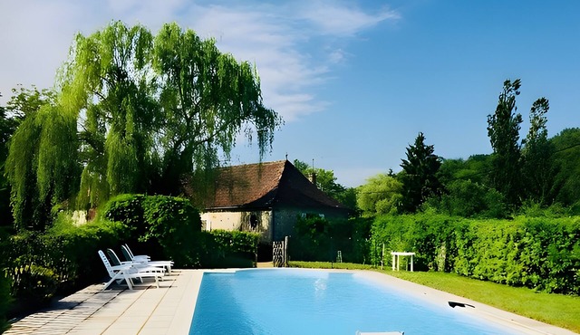 Holiday Home 'Moulin De La Forge' with Lake View, Private Pool and Wi-Fi