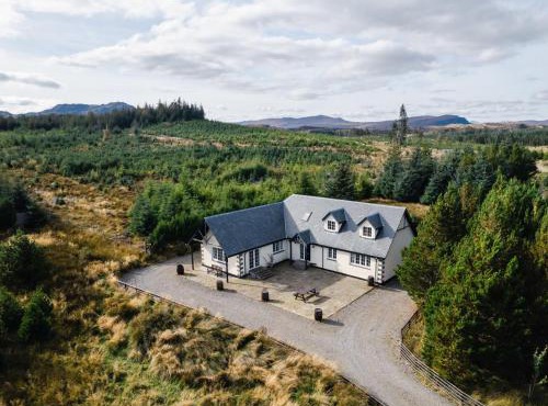 Holiday Home Mountain View Lodge by Interhome