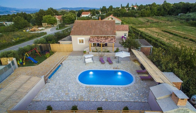 Holiday Home near Zadar with Private Pool