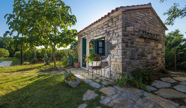 Holiday Home near Adriatic Sea and Krka Falls
