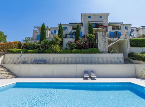 Holiday Home Nini by Interhome