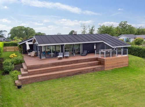 Holiday Home Nora - 100m from the sea by Interhome