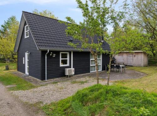 Holiday Home Øgot by Interhome