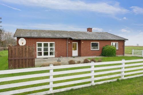 Holiday Home On Large Grounds With Beautiful View