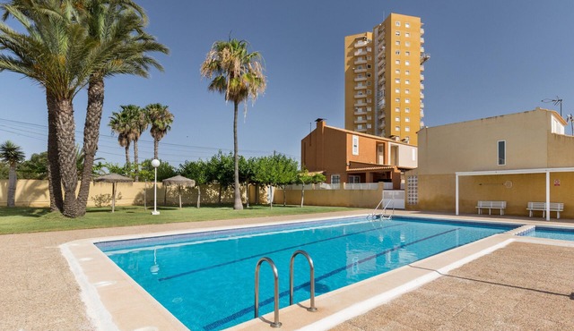 Holiday Home 'Paraiso En Mar De Cristal Mar Menor' with Shared Pool, Wi-Fi and Air Conditioning