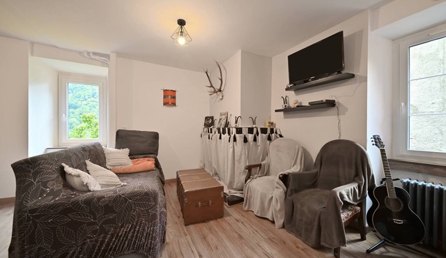 Holiday Home 'Pays De L'ours - Pyrénées' with Mountain View, Private Terrace and Wi-Fi