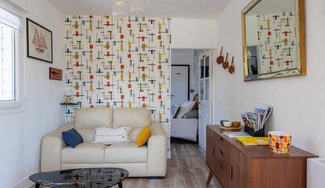 Holiday Home 'Petite Maison Cosy' with Private Terrace and Wi-Fi