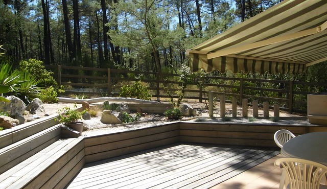 Holiday Home “Petite Semi-Detached Villa in the Pine Forest” with Wi-Fi