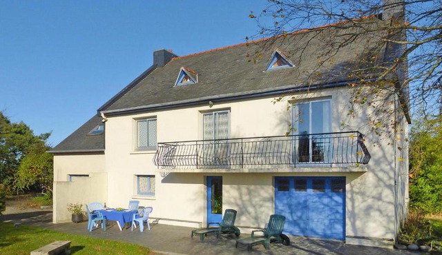 Holiday home, Ploubazlanec