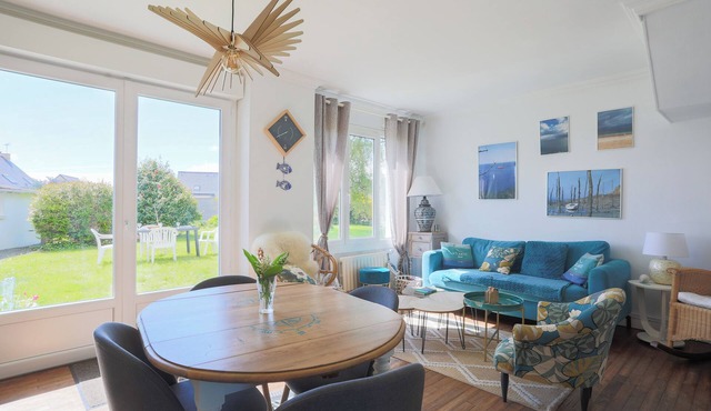 Holiday Home 'Proche Mer' with Private Terrace, Private Garden and Wi-Fi