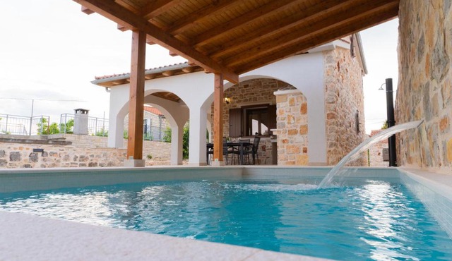 Holiday Home Rakova