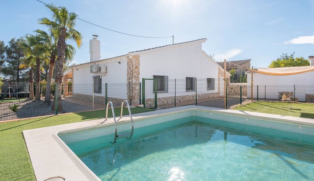 Holiday Home 'Reme ' with Private Pool, Wi-Fi and Air Conditioning