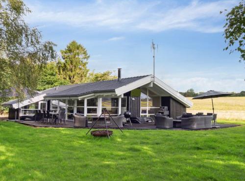 Holiday Home Rik - 350m from the sea by Interhome