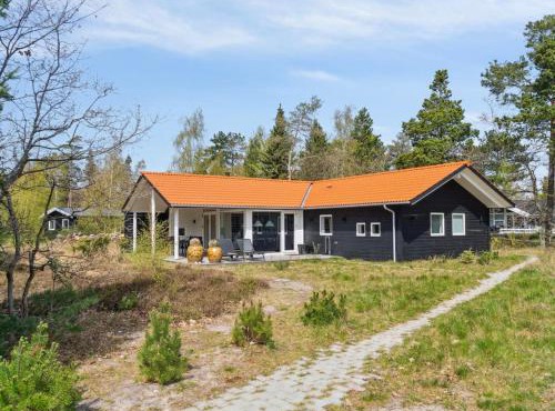 Holiday Home Rikkie - 150m to the fjord by Interhome