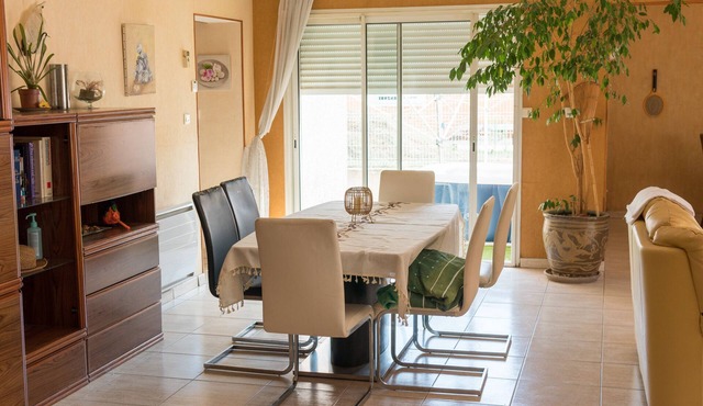 Holiday Home 'River Side' with Mountain View, Private Terrace and Wi-Fi