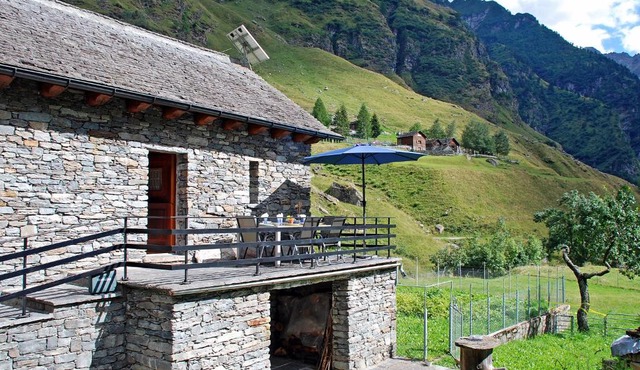 Holiday Home Rustico dell'Orino by Interhome