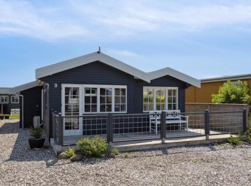 Holiday Home Sazur - 75m from the sea by Interhome