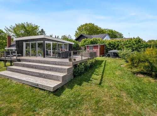 Holiday Home Shaya - 325m from the sea by Interhome