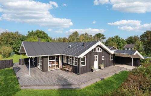 Holiday Home Skansegårdsvej
