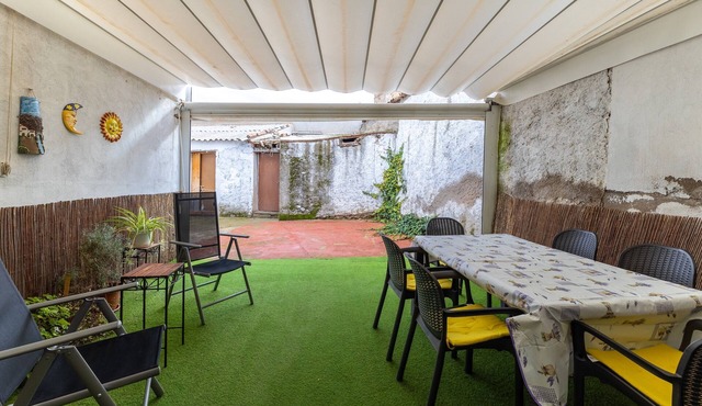 Holiday Home "Sol y Luna" with Shared Pool and Wi-Fi