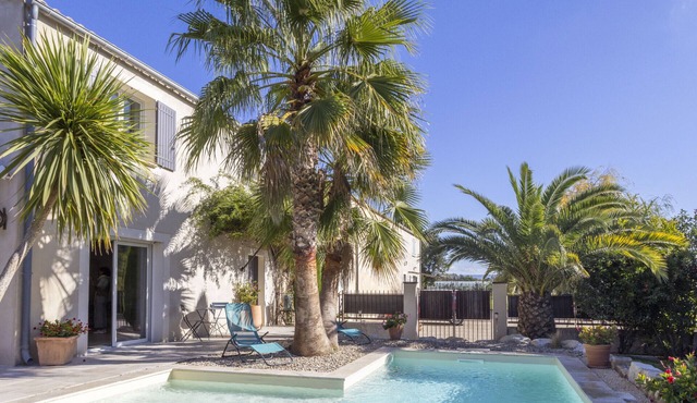 Holiday home Source de Vie in Provence, for 6 people with private pool.