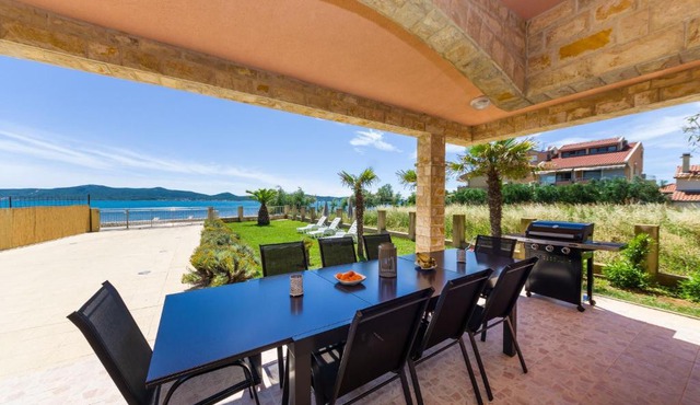 Holiday Home Sunshine