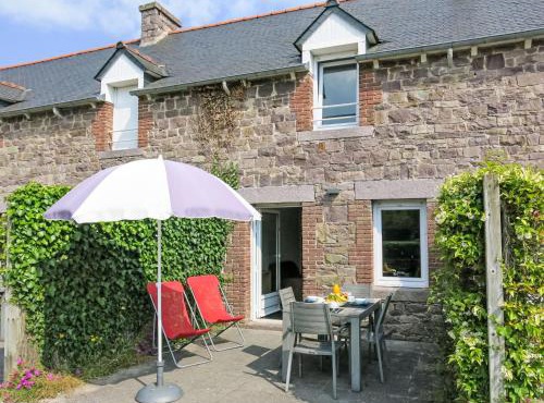 Holiday Home T3-Résidence La Carquois by Interhome