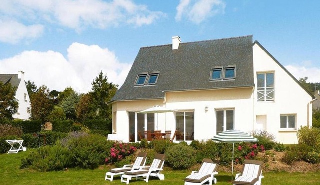 Holiday home, Telgruc sur Mer