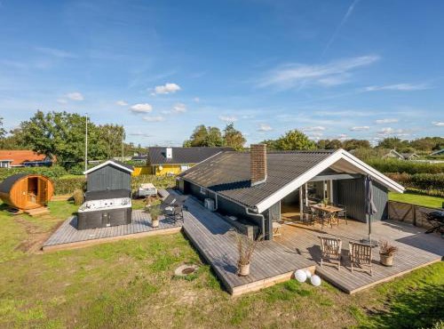 Holiday Home Thamina - 200m to the fjord by Interhome