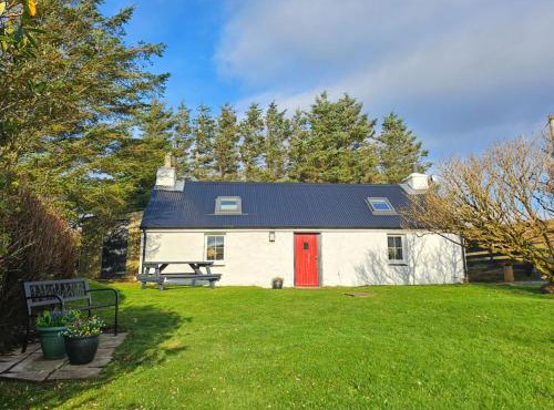 Holiday Home The Cottage by Interhome