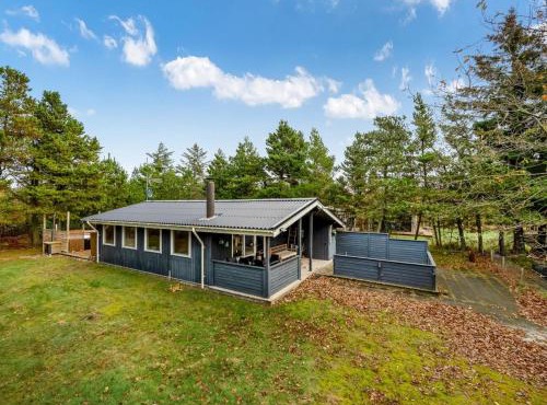 Holiday Home Toimi - 500m to the fjord by Interhome