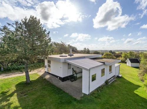 Holiday Home Tomine - 500m to the fjord by Interhome