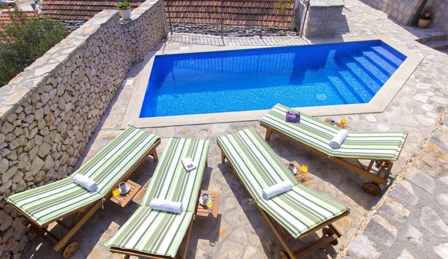 Holiday home Tomislav, (15564), Vinišce, hr
