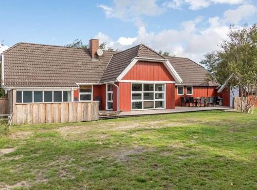 Holiday Home Tora - 3km from the sea by Interhome