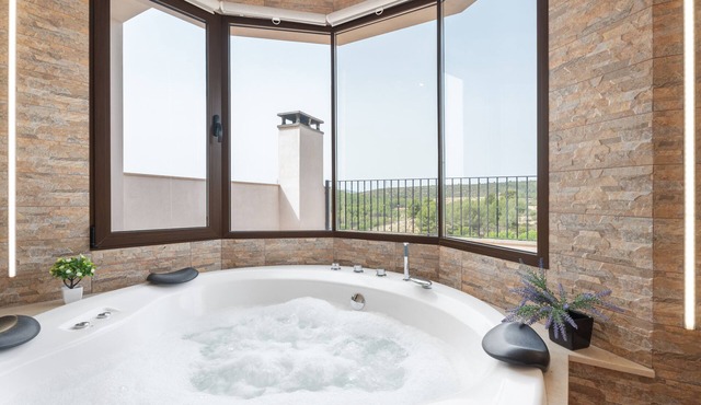 Holiday Home 'Torre Buen Aire Con Jacuzzi' with Mountain View, Private Terrace and Balcony