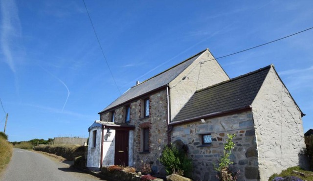 Holiday Home Trefin by Interhome