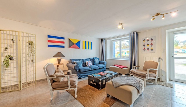 Holiday Home 'Ty Abéric' with Private Terrace and Wi-Fi