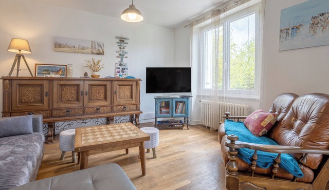 Holiday Home 'Ty Mel À 3 Km Des Plages' with Private Terrace, Private Garden and Wi-Fi