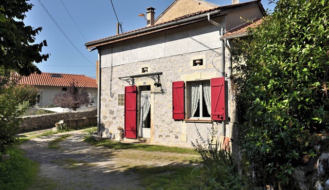 Holiday Home "Vallée De Barousse" with Mountain View, Private Terrace and Garden