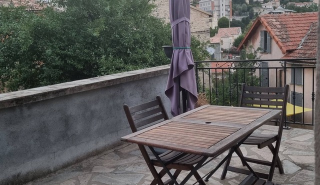 Holiday Home 'Venaco' with Shared Terrace, Wi-Fi and Air Conditioning
