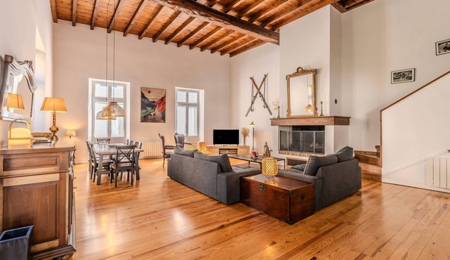 Holiday Home 'Vila Marisa' with Mountain View, Private Terrace and Wi-Fi