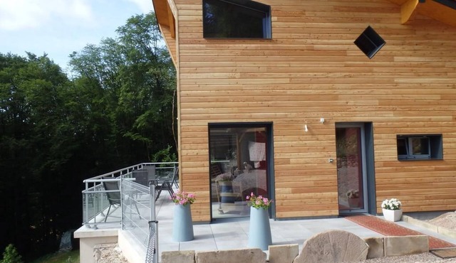 Holiday Home 'Villa Cora Venez Avec Spa' with Private Terrace, Wi-Fi and Air Conditioning