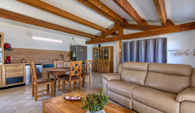 Holiday Home 'Villa En Camargue' with Shared Pool, Wi-Fi and Air Conditioning