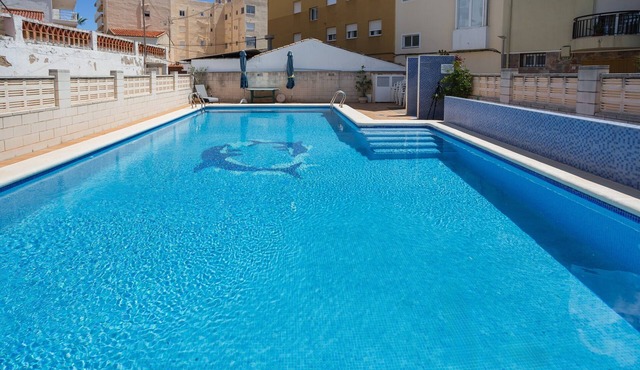 Holiday Home 'Villa Miramar Beach' with Mountain View, Wi-Fi and Air Conditioning